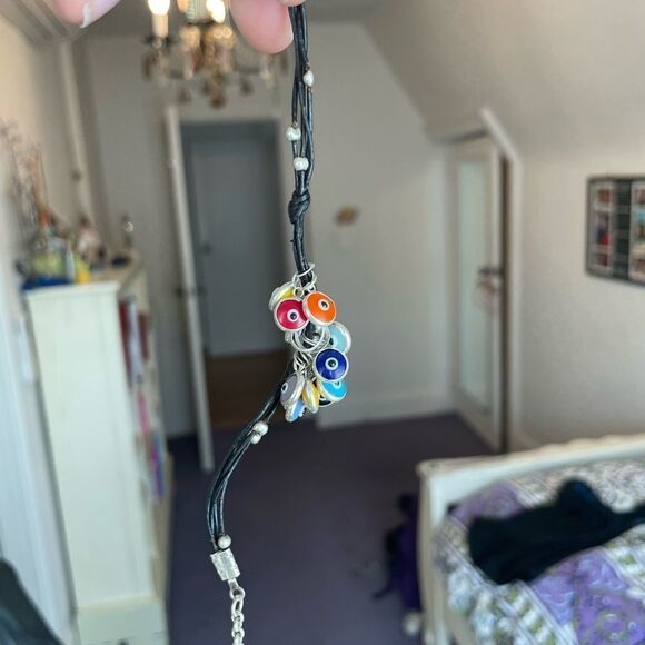 Beautiful pleather bracelet with colored evil eye pendants - Picture 3 of 5